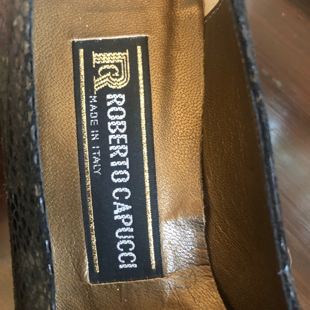 🎉 HOST PICK 🎉 ROBERTO CAPUCCI heels - Picture 10 of 11
